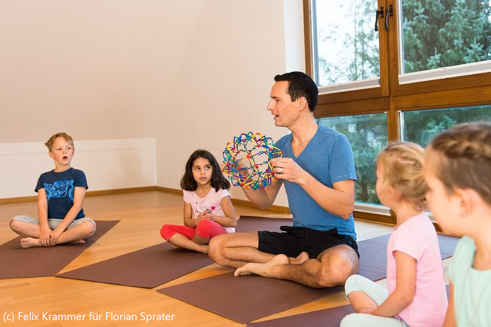 Kinderyoga in der Schule